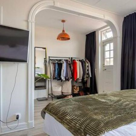 Een Heerlijke Woning Op Loopafstand Van Centrum! Леуварден Екстер'єр фото