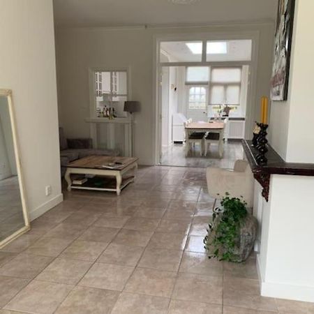 Een Heerlijke Woning Op Loopafstand Van Centrum! Леуварден Екстер'єр фото